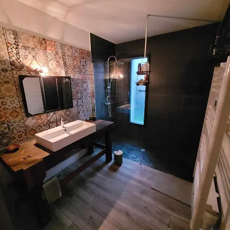 Holiday home Maison Individuelle Cloturee Coutras